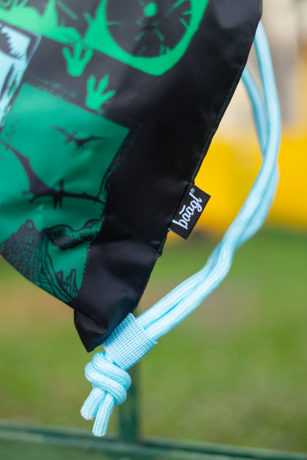 baagl-dino-gym-sack-sac-sport-dinosaure-filet-respirant image 8