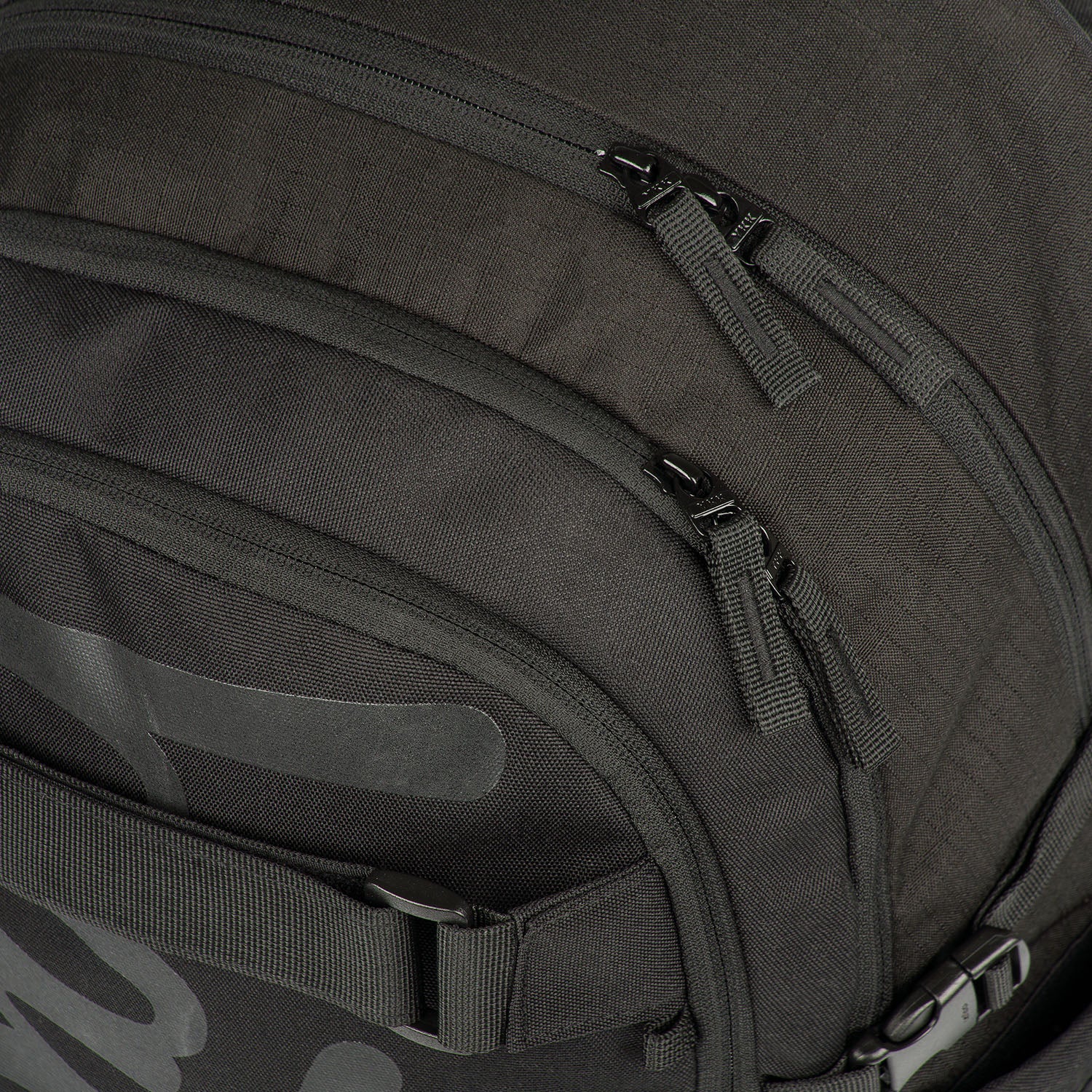 baagl-skate-uni-black-sac-dos-15-pouces image 7
