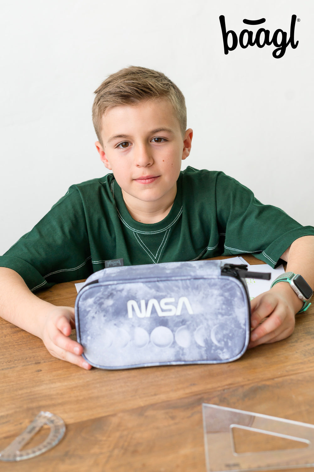 baagl-school-nasa-grey-trousse-scolaire-grise-recycl-e image 5