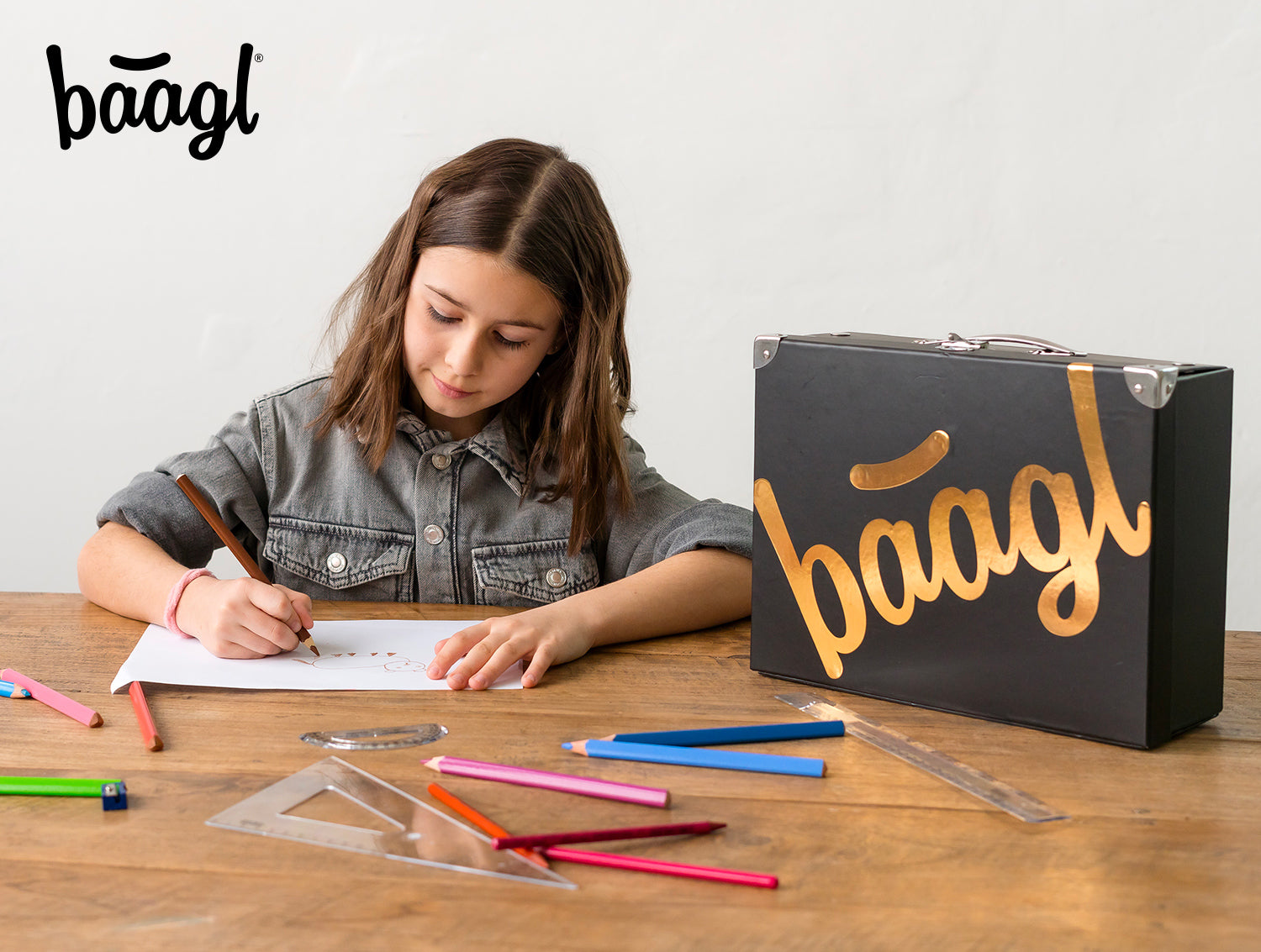 baagl-gold-mallette-scolaire-pliable-dor-e image 5